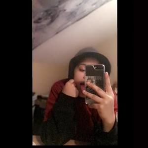 Meet your Posher, Damara